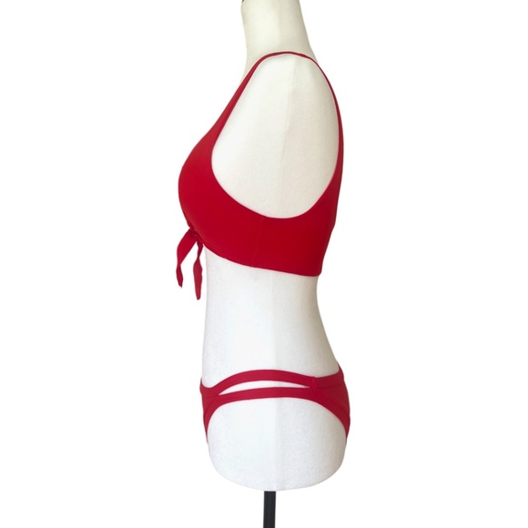 Body Glove Bikini: Smoothies Kate Top + Connor Bottom - Picture 2 of 3